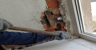 Демонтаж оконных откосов по выгодной цене от 519 руб. в Куйбышеве - Сварной-Кбш